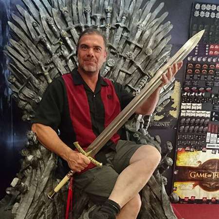 steve-throne